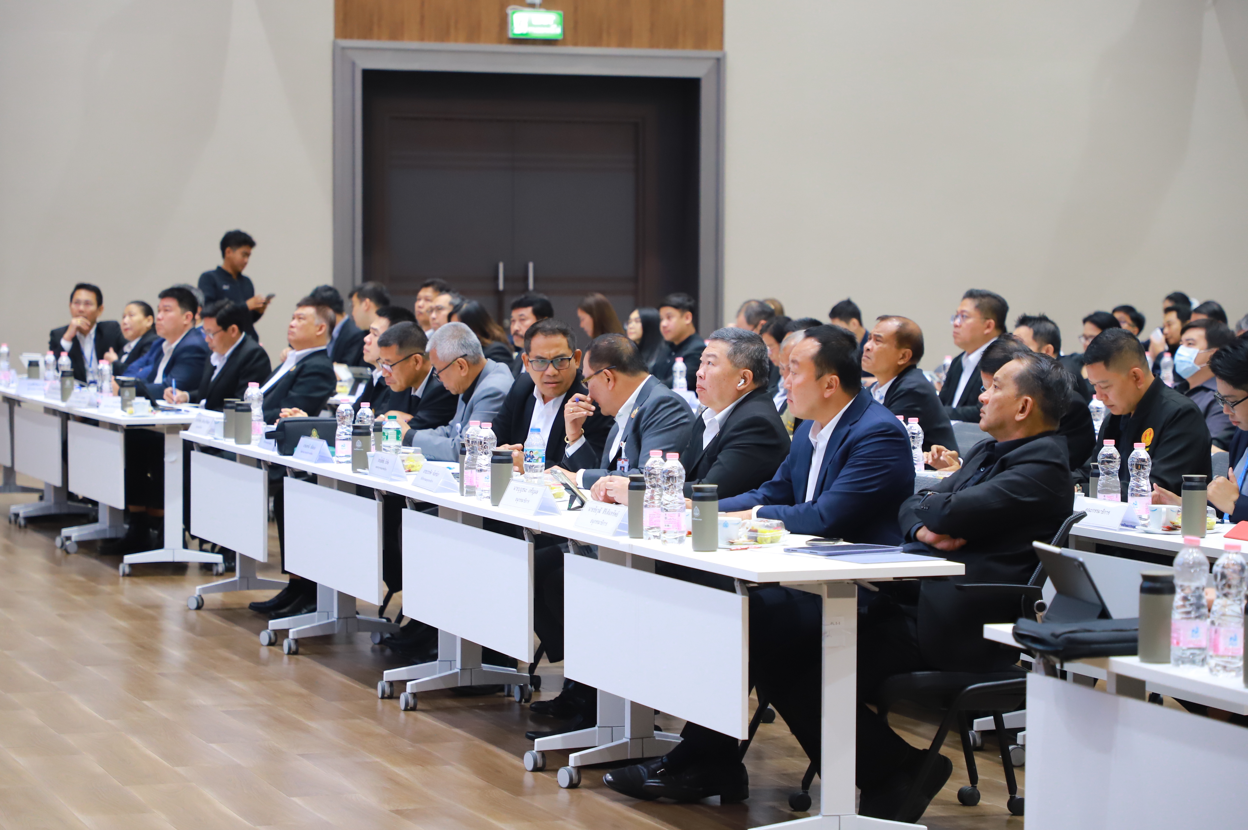 title - ส.ป.ก. ร่วมการประชุมคณะอนุกรรมาธิการการบริหารราชการแผ่นดินด้านการจัดการภัยพิบัติระดับชาติ ในคณะกรรมาธิการการบริหารราชการแผ่นดิน วุฒิสภา